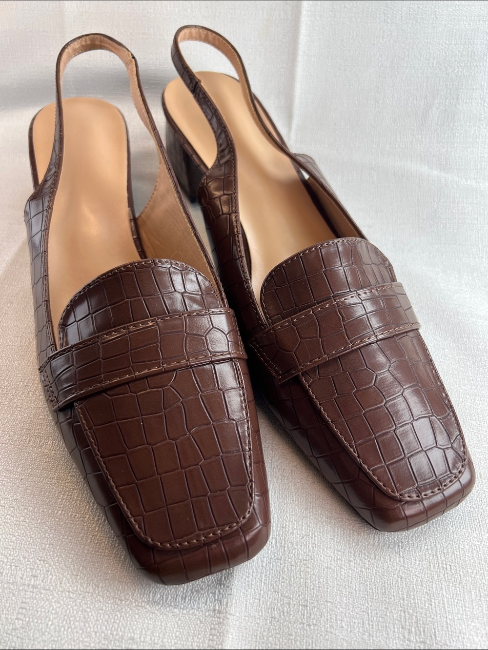 Crocodile embossed mules - Picture 1 of 4